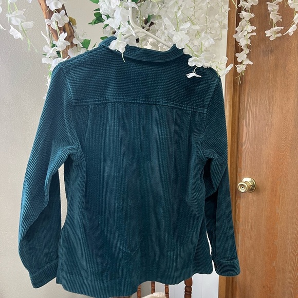 L.L. Bean VINTAGE Blue Button Down - Picture 5 of 9